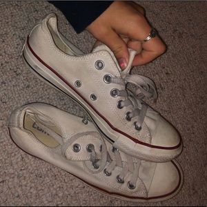 White converse sneakers
